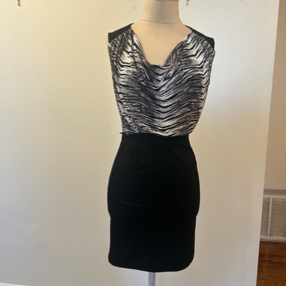 👗Forever 21 Dress S. Very Good Cond